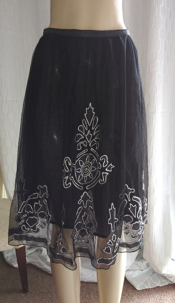 Spooge Embroided skirt. NWT!